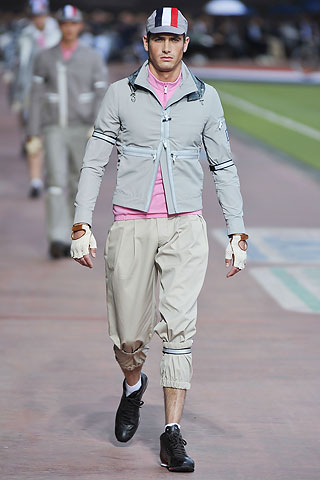 Moncler Gamme Bleu / - 2011